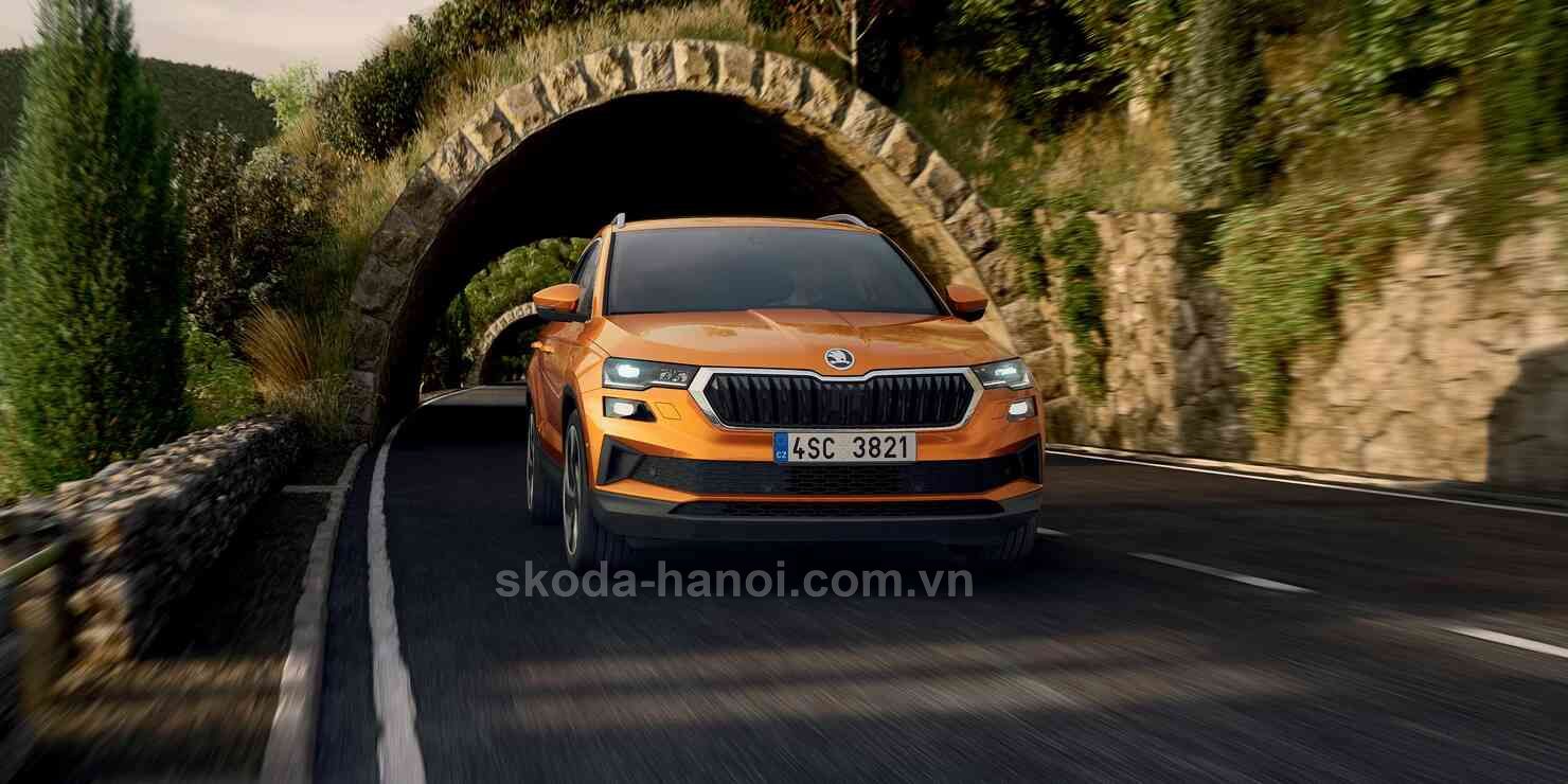 Giá lăn bánh Skoda Karoq